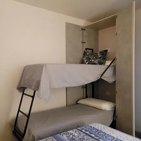 Simona Apartment